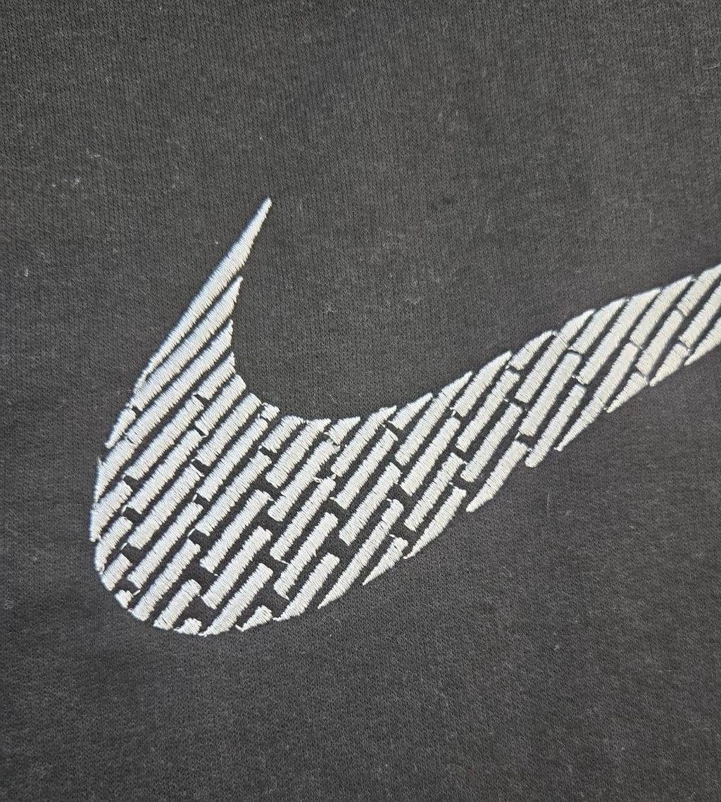 MOLETOM CANGURU NK SWOOSH BORDADO PRETO