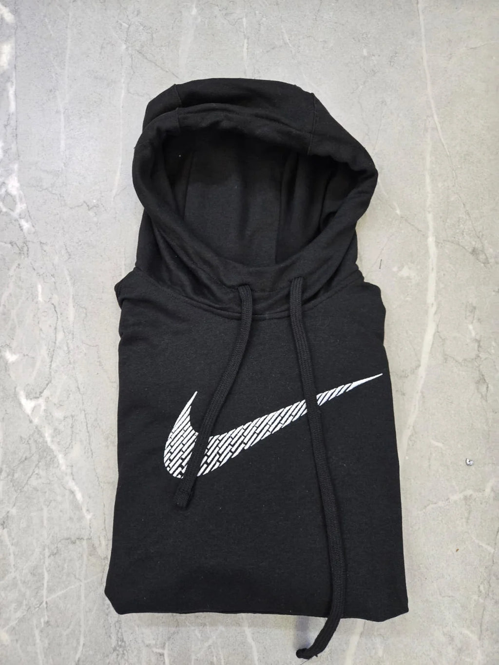 MOLETOM CANGURU NK SWOOSH BORDADO PRETO