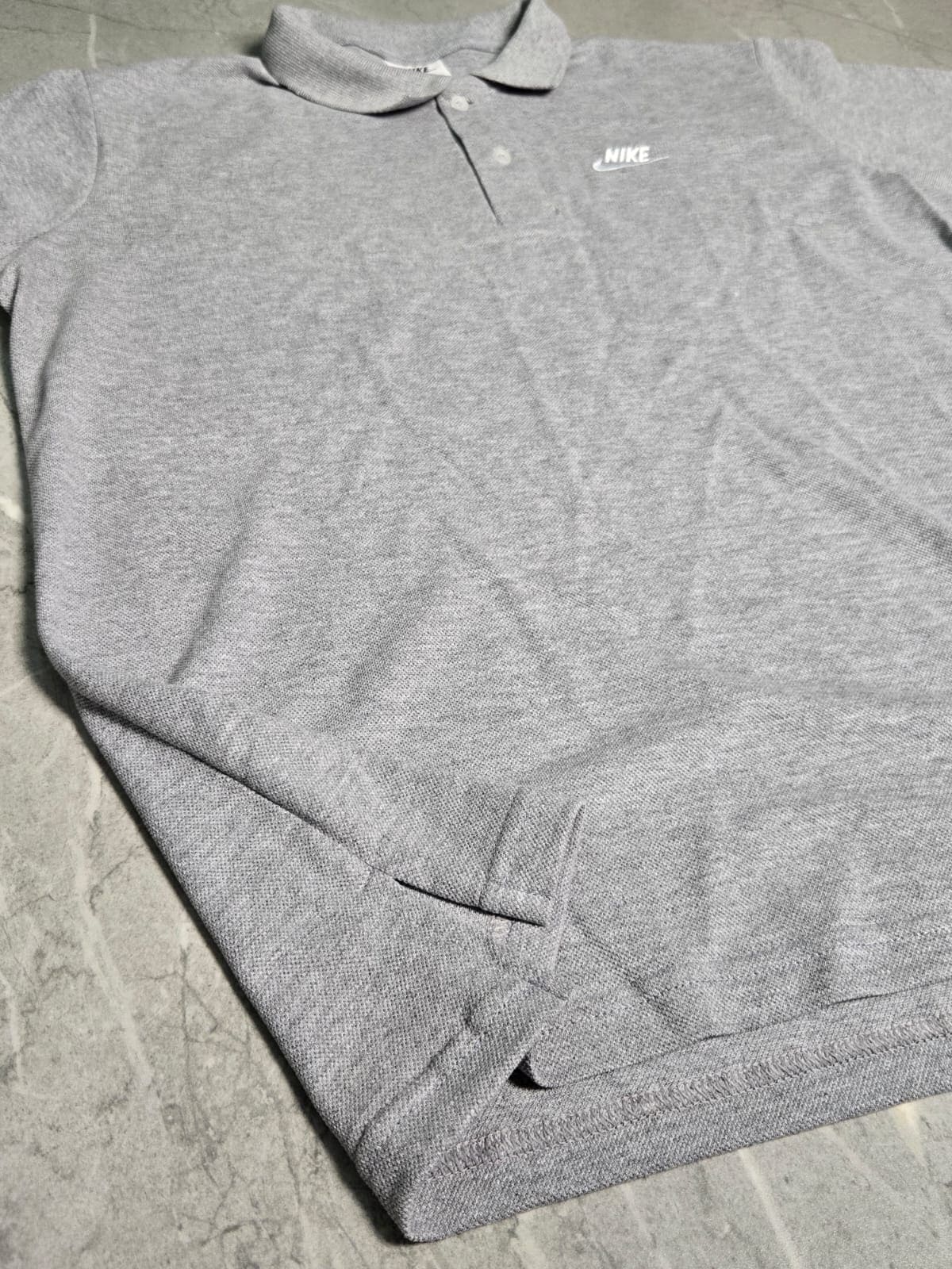 CAMISETA NK POLO CINZA