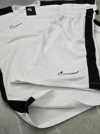 CONJUNTO NK ACADEMY DRI-FIT BORDADO BRANCO