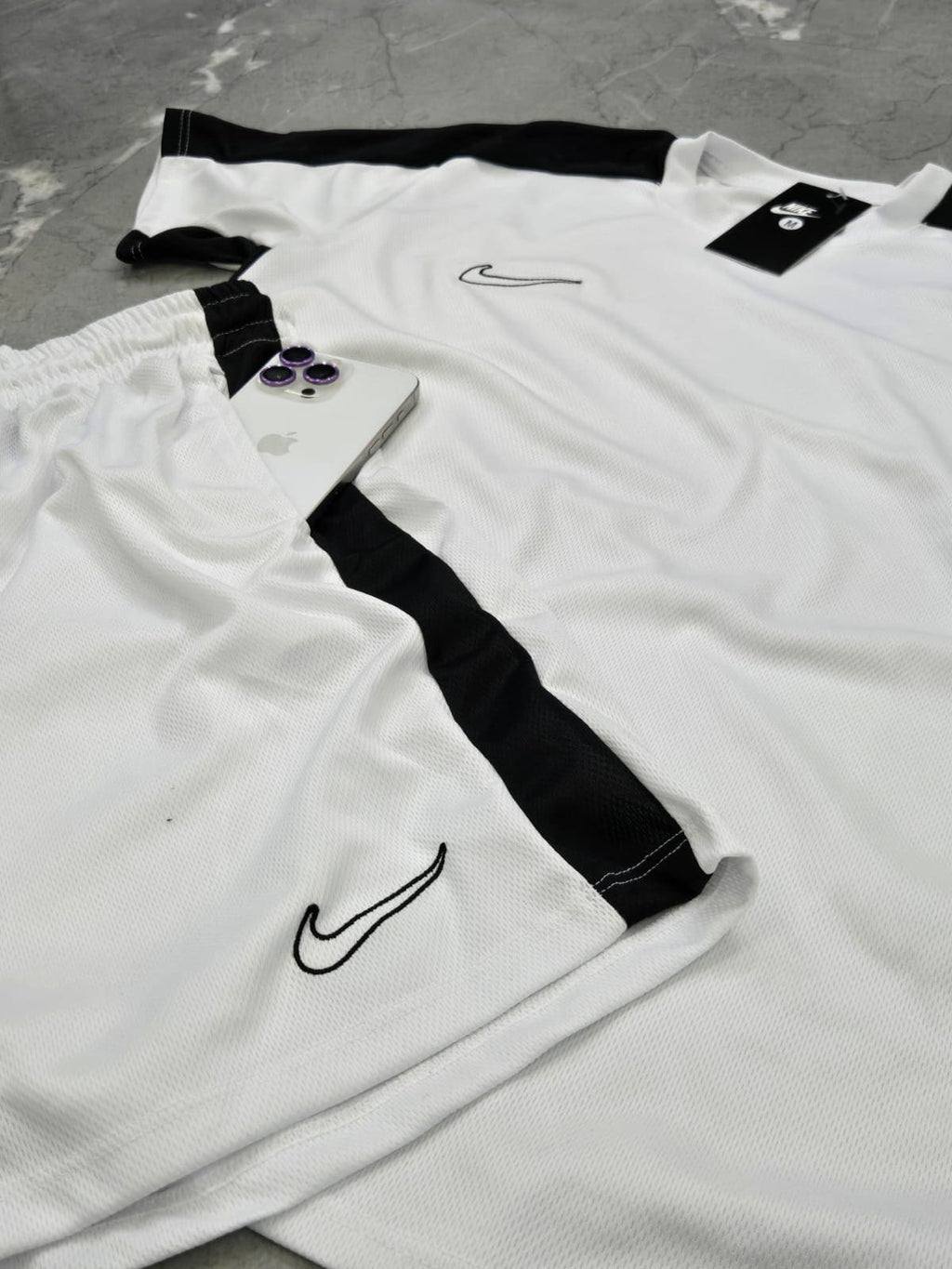 CONJUNTO NK ACADEMY DRI-FIT BORDADO BRANCO
