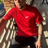 CAMISETA BASIC NK VERMELHA